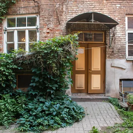 Rustic Home, Gildi Str